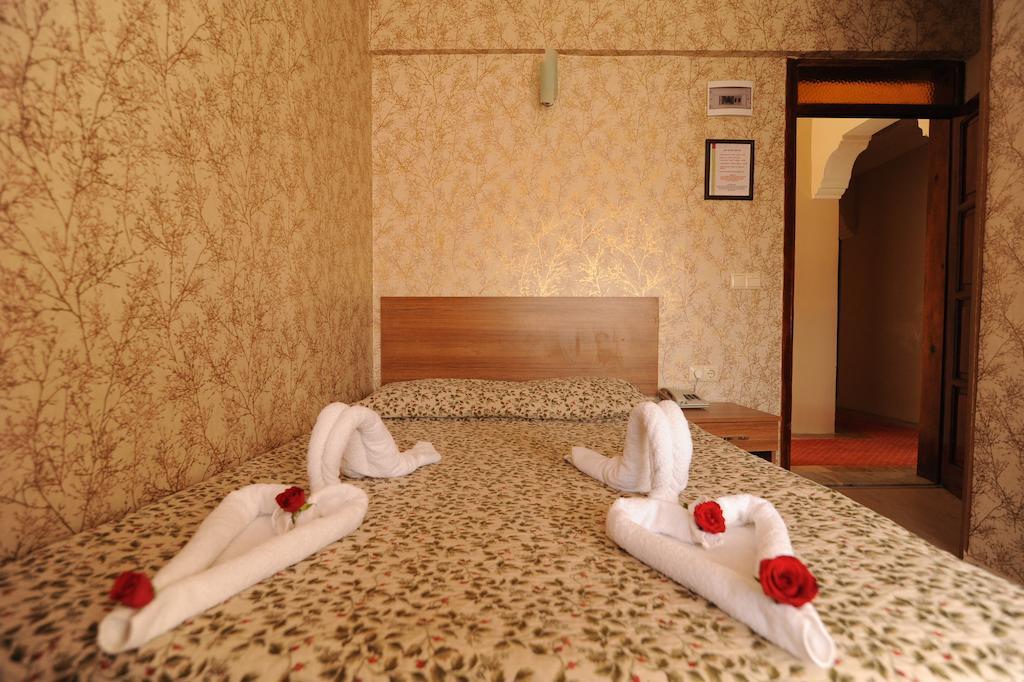 Og-Erim Hotel Kusadası Eksteriør bilde