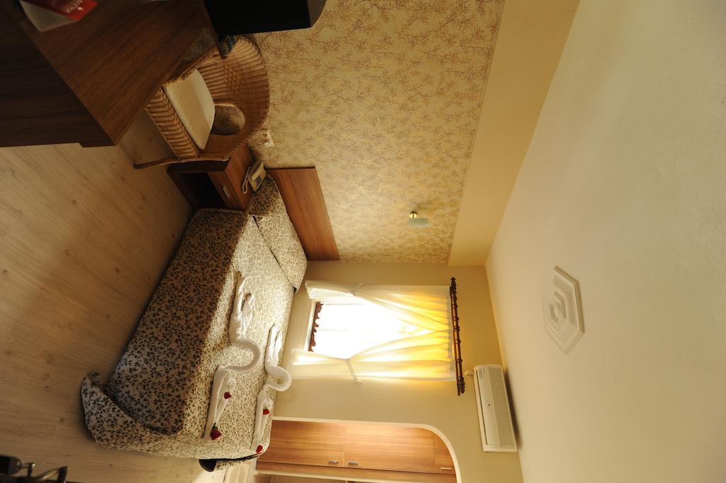 Og-Erim Hotel Kusadası Eksteriør bilde