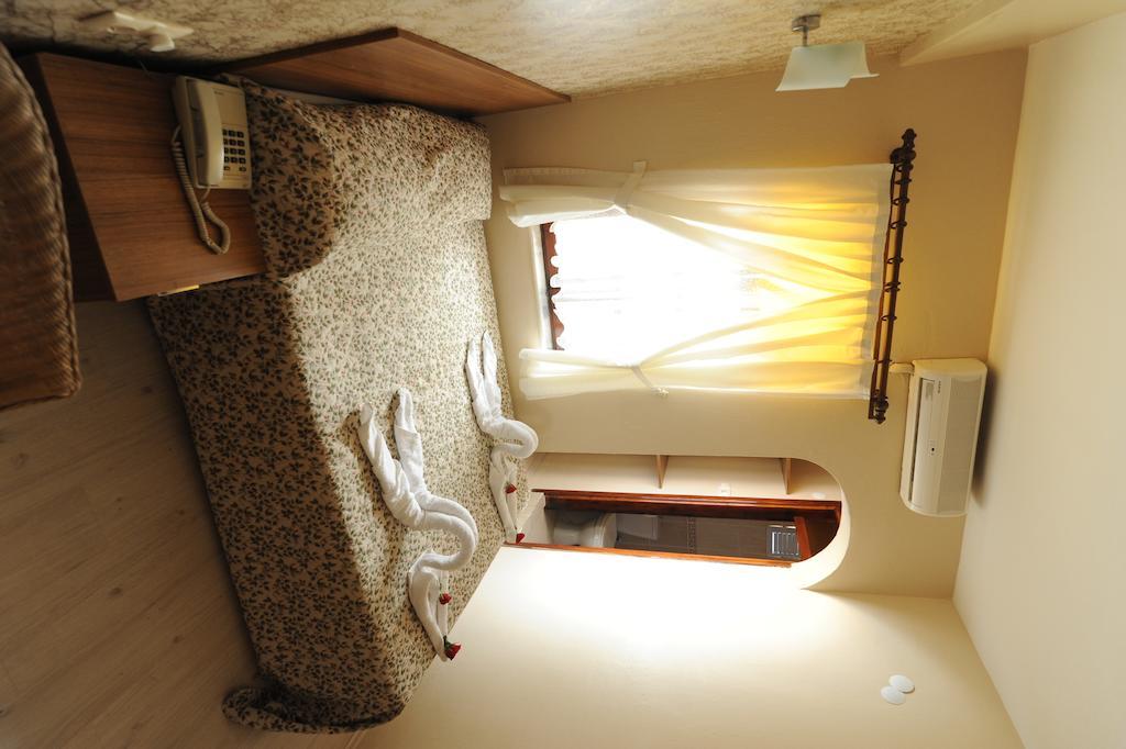 Og-Erim Hotel Kusadası Eksteriør bilde