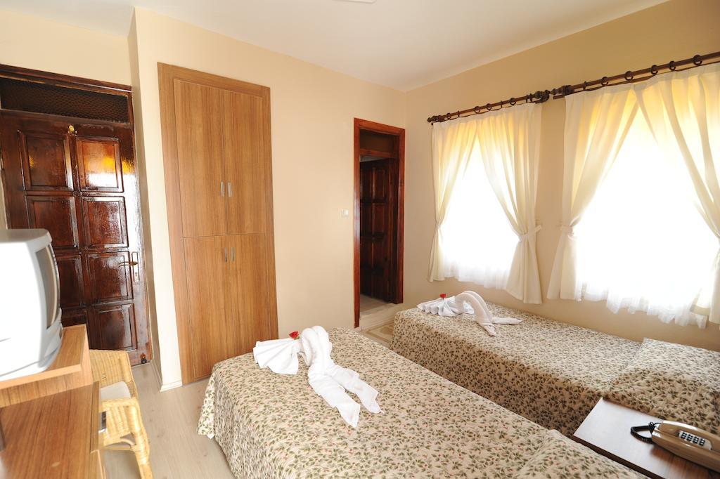 Og-Erim Hotel Kusadası Eksteriør bilde