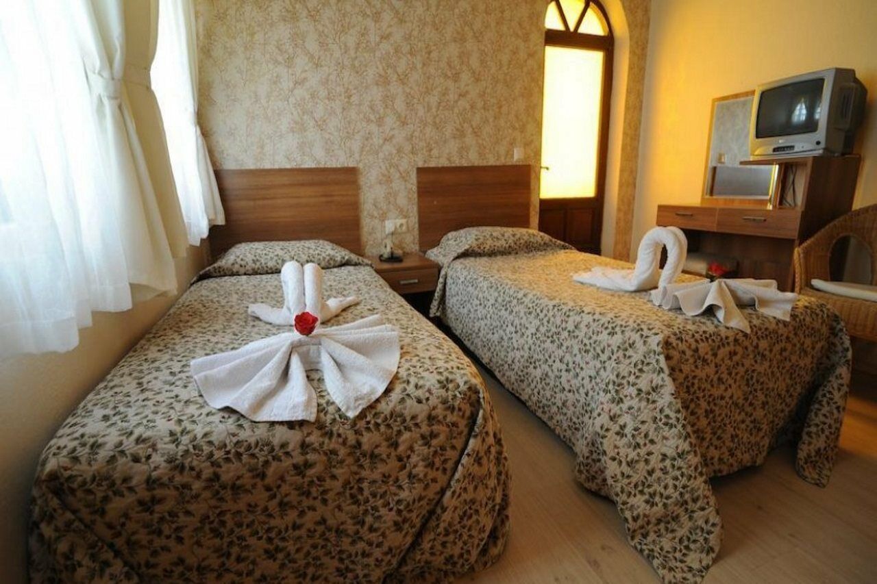 Og-Erim Hotel Kusadası Eksteriør bilde